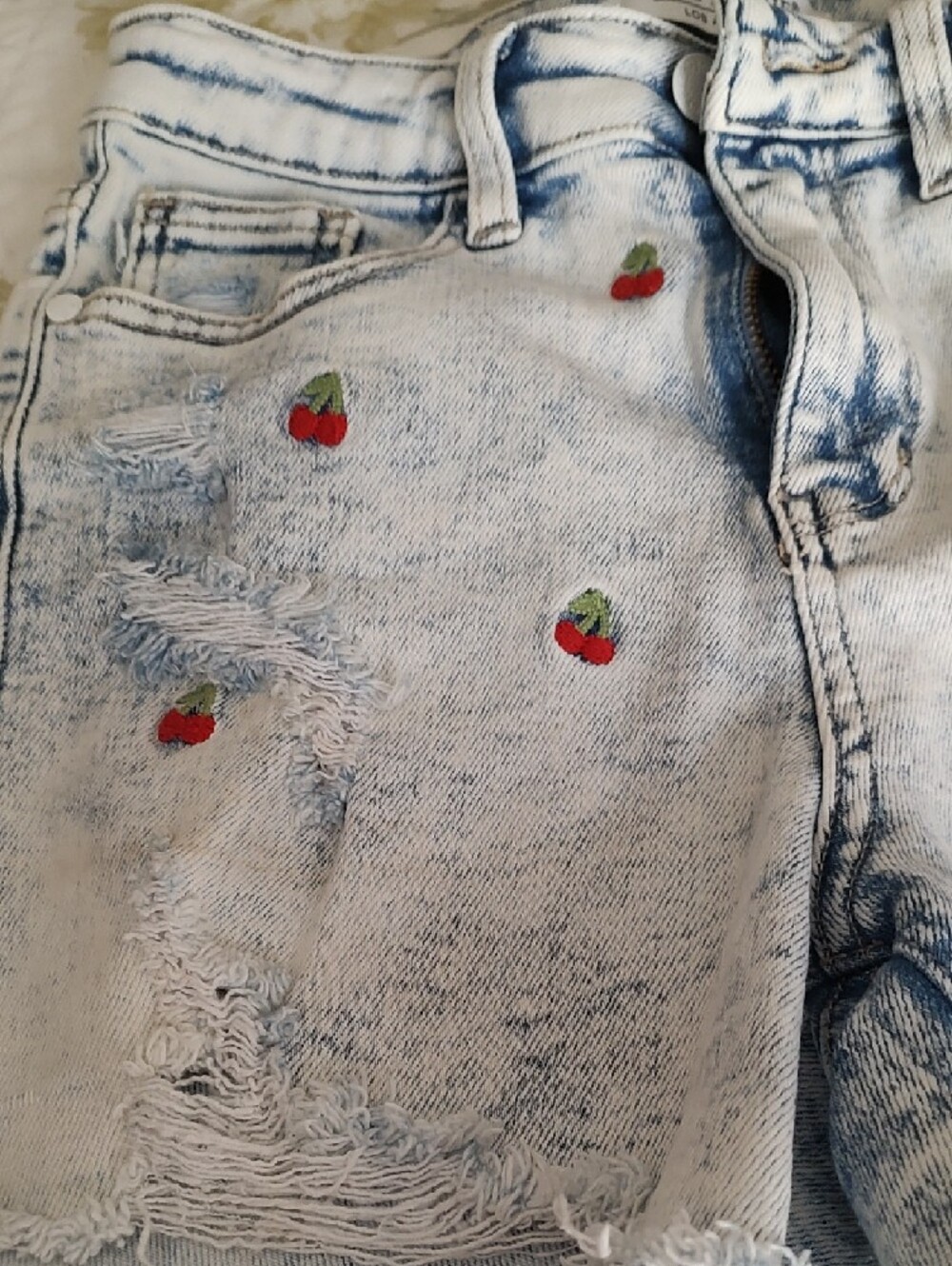 Five Pieces Women's Clothing . Size S - Picture 9 of 14